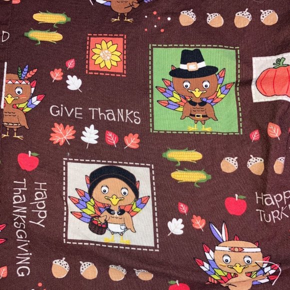 Scrub Star Thanksgiving Print Scrub Top Size M - Picture 10 of 10